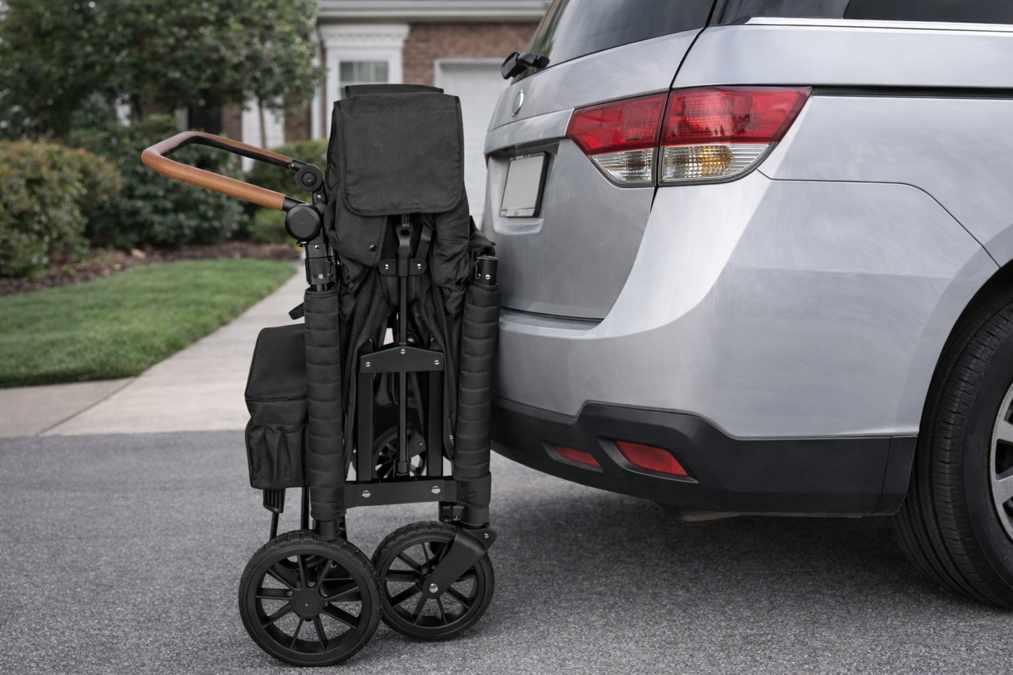 HM-1™ Anti-Scuff Bumper System  with Reinforced Closure Technology™  Patent Pending